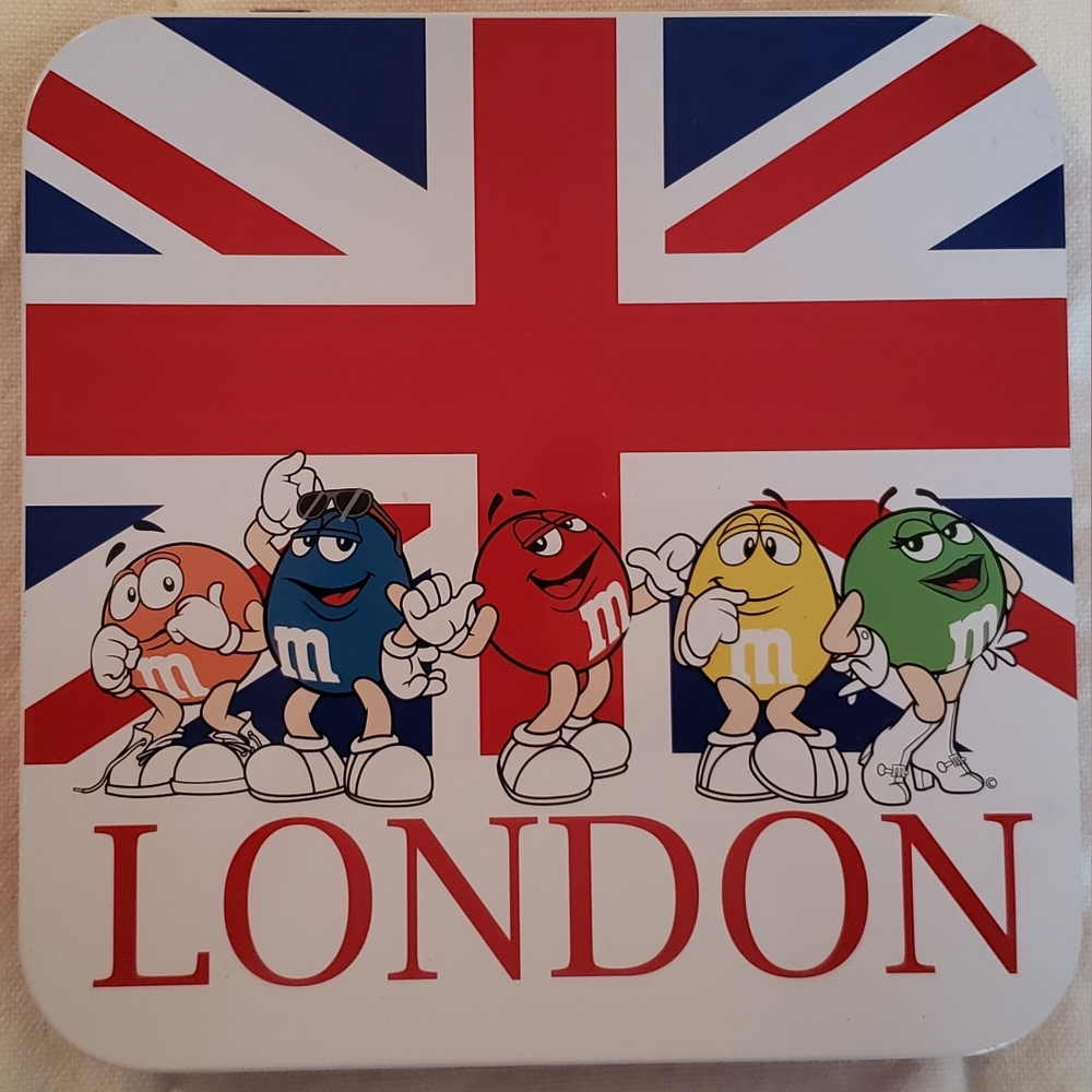 M&M World LONDON Union Jack Flag souvenir tin 2012